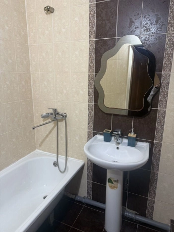 Купить квартиру на улице 2-я Целиноградская в Краснодаре. Вариант № 8005560, 10, площадь -  квм, цена 3900000 рублей