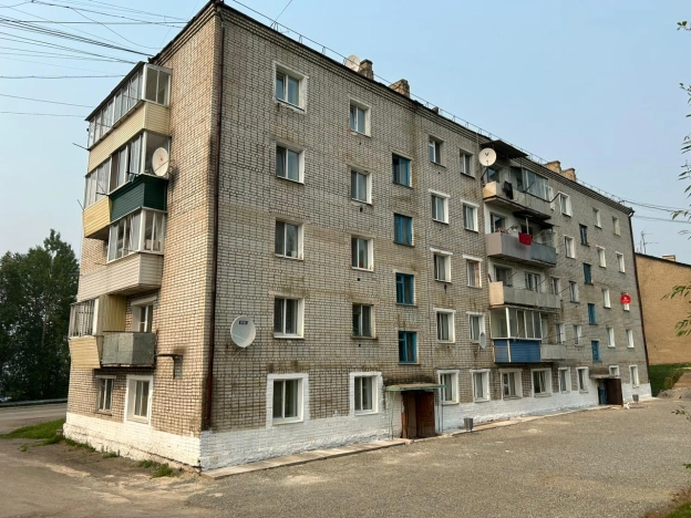 Купить трехкомнатную квартиру в Амурской области. Вариант № 10046, 17, площадь -  квм, цена 3400000 рублей