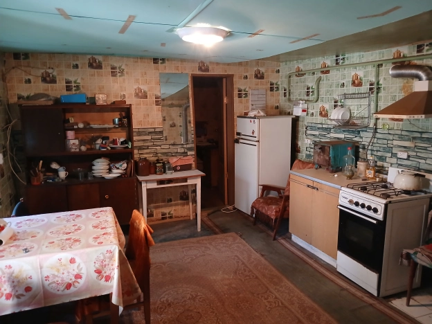 Купить дом на улице Шоссейный переулок в Краснодарском крае. Вариант № 52789, 4, площадь -  квм, цена 3000000 рублей