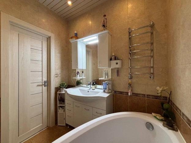 Купить трехкомнатную квартиру на вторичке в Балашихе. Вариант № 3848311, 22, площадь -  квм, цена 10990000 рублей