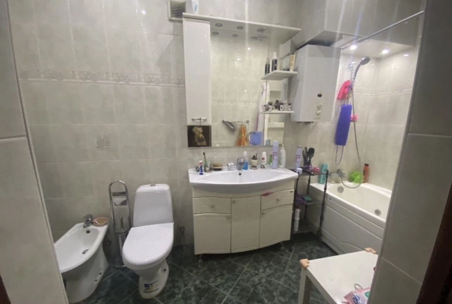 Купить квартиру в Люберцах. Вариант № 8563478, 4, площадь -  квм, цена 10800000 рублей