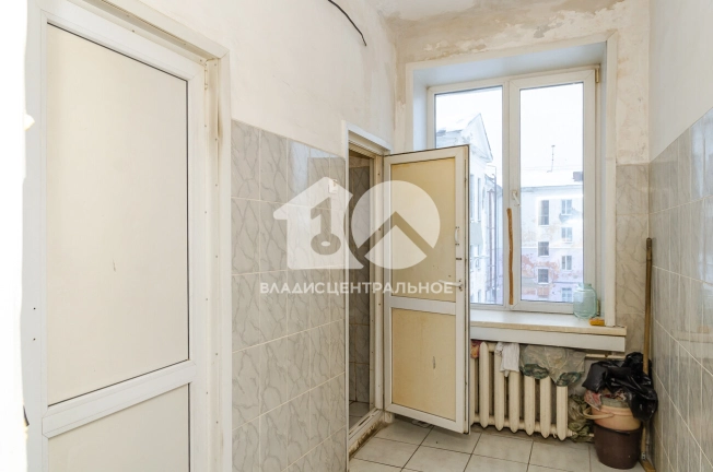 Купить комнату в Новосибирске. Вариант № 6651121, 10, площадь -  квм, цена 1590000 рублей