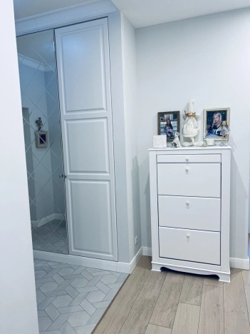 Купить трехкомнатную квартиру у метро Шипиловская в Москве. Вариант № 10615178, 24, площадь -  квм, цена 41000000 рублей