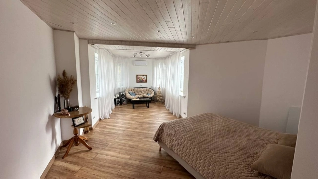 Купить дом в Дзержинске. Вариант № 8187924, 34, площадь -  квм, цена 18800000 рублей