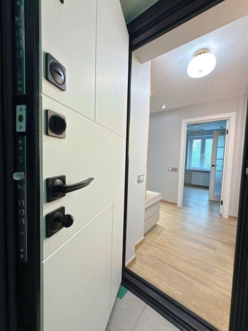 Купить квартиру в Москве. Вариант № 8808776, 9, площадь -  квм, цена 19500000 рублей