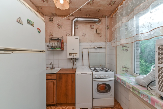 Купить двухкомнатную квартиру в районе Кировский в Ростове-на-Дону. Вариант № 644872, 6, площадь -  квм, цена 4200000 рублей