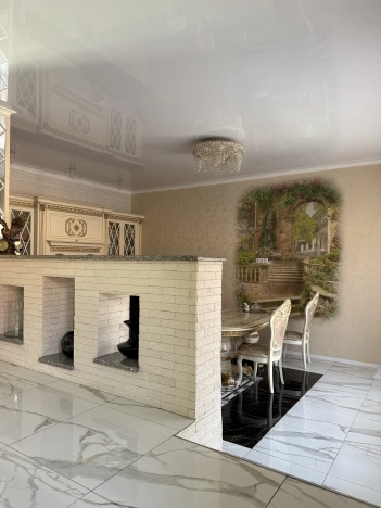 Купить дом в Тюменской области. Вариант № 9556439, 3, площадь -  квм, цена 27000000 рублей