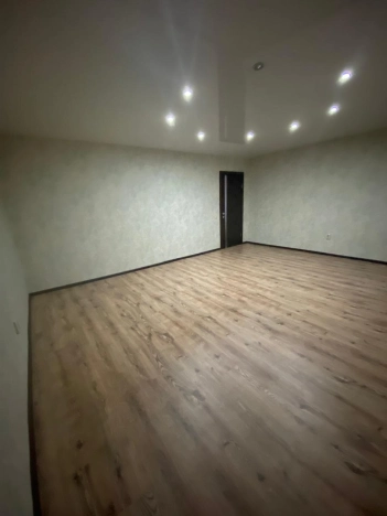 Купить дом на улице Парковая в Элисте. Вариант № 10290, 6, площадь -  квм, цена 8000000 рублей