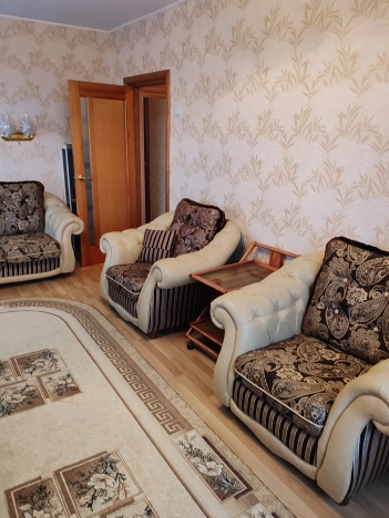 Купить однокомнатную квартиру в Гороховеце. Вариант № 9912, 3, площадь -  квм, цена 2200000 рублей