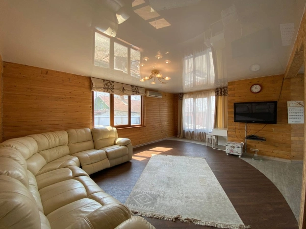 Купить дом на улице Садовая в Приморском крае. Вариант № 11065, 7, площадь -  квм, цена 15500000 рублей