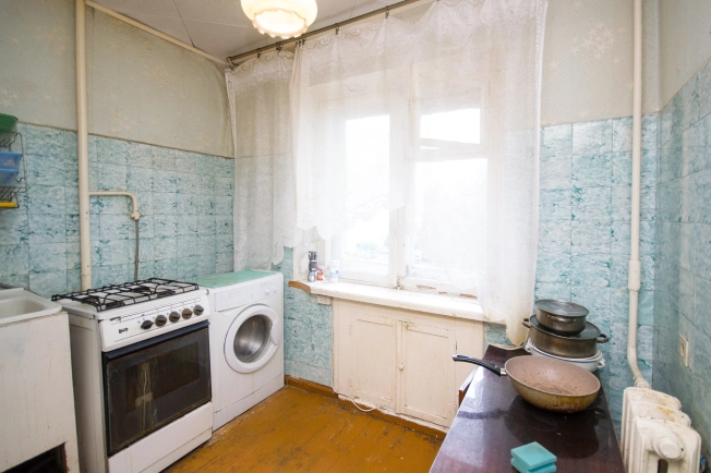 Купить двухкомнатную квартиру в Балакове. Вариант № 43963, 12, площадь -  квм, цена 2475000 рублей