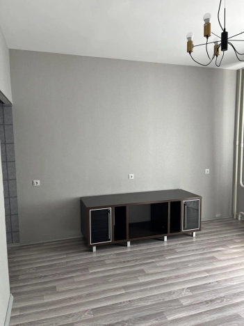 Купить однокомнатную квартиру у метро площадь Карла Маркса в Новосибирске. Вариант № 8332940, 6, площадь -  квм, цена 4050000 рублей