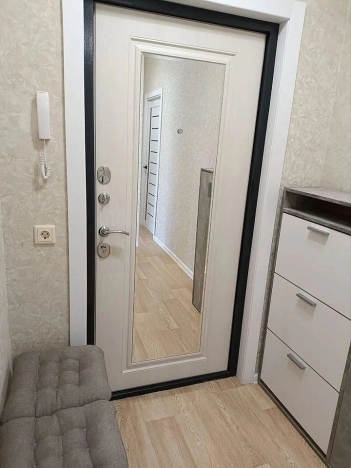 Купить двухкомнатную квартиру в Ростовской области. Вариант № 10001339, 7, площадь -  квм, цена 7499999 рублей