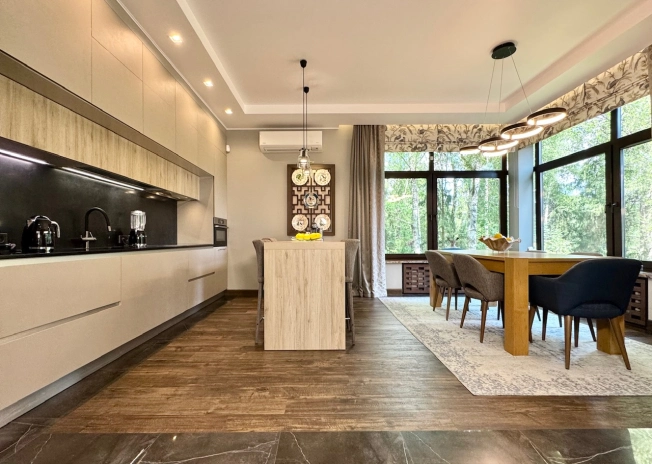 Купить дом в Тверской области. Вариант № 52775, 17, площадь - квм, цена 169900000 рублей