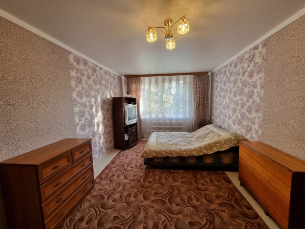 Купить комнату в Орске. Вариант № 13843, 3, площадь - квм, цена 2350000.0000 рублей