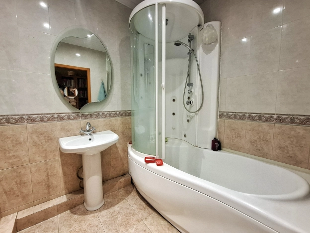 Купить квартиру в Москве. Вариант № 8478478, 0, площадь -  квм, цена 15800000 рублей