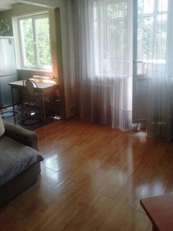 Купить квартиру в районе Калининский в Новосибирске. Вариант № 3404110, 3, площадь -  квм, цена 5900000 рублей