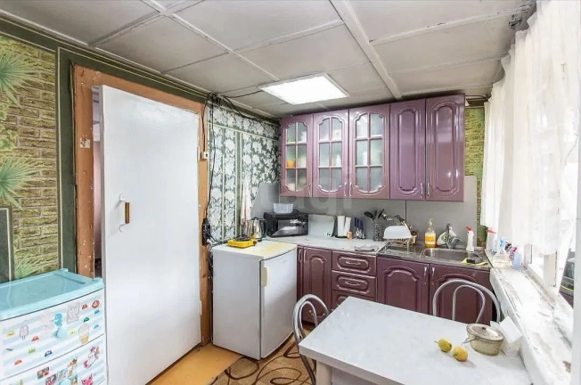 Купить дом на улице Набережная в Тюменской области. Вариант № 6943035, 2, площадь -  квм, цена 2000000 рублей