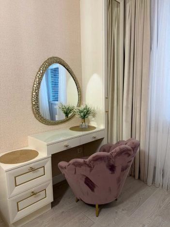 Купить двухкомнатную квартиру в районе Кировский в Ростове-на-Дону. Вариант № 8416410, 3, площадь -  квм, цена 16400000 рублей