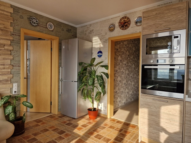 Купить квартиру у метро Филатов луг в Москве. Вариант № 28099, 3, площадь - квм, цена 16700000 рублей