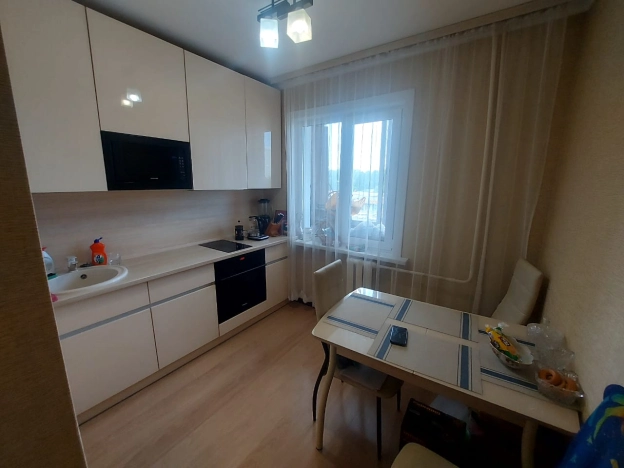 Купить двухкомнатную квартиру в Микрорайоне 15-й, Ангарск в Ангарске. Вариант № 49773, 1, площадь -  квм, цена 5300000 рублей