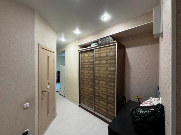 Купить двухкомнатную квартиру в Микрорайоне 15-й, Ангарск в Ангарске. Вариант № 2519304, 4, площадь -  квм, цена 3999000 рублей