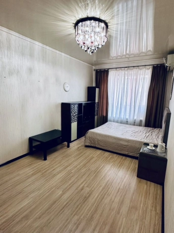 Купить однокомнатную квартиру в Краснодаре. Вариант № 9449110, 0, площадь -  квм, цена 3950000 рублей