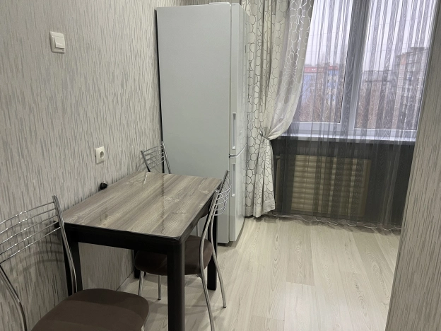 Купить квартиру на улице Новгородская в Калининграде. Вариант № 10496926, 5, площадь -  квм, цена 5600000 рублей