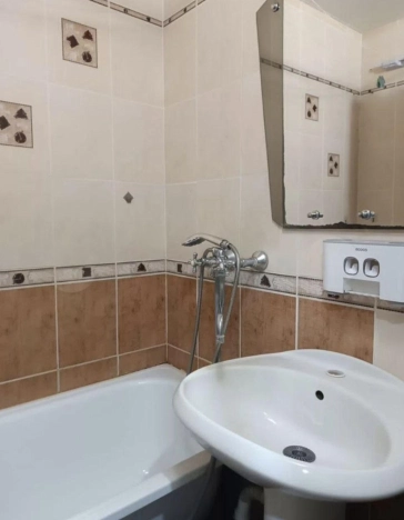 Купить квартиру в Белгороде. Вариант № 10340072, 7, площадь -  квм, цена 4700000 рублей