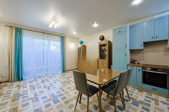 Купить таунхаус в Калининграде. Вариант № 1062542, 46, площадь -  квм, цена 11750000 рублей