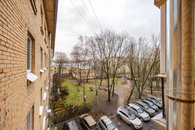 Купить трехкомнатную квартиру в Санкт-Петербурге. Вариант № 9571264, 39, площадь -  квм, цена 16200000 рублей