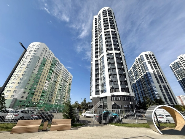 Купить двухкомнатную квартиру в Краснодаре. Вариант № 8320986, 26, площадь -  квм, цена 7400000 рублей