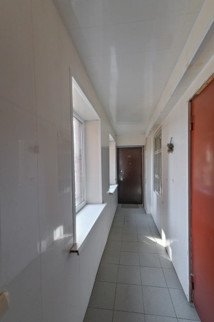 Купить трехкомнатную квартиру в Ростовской области. Вариант № 3414508, 22, площадь -  квм, цена 12950000 рублей