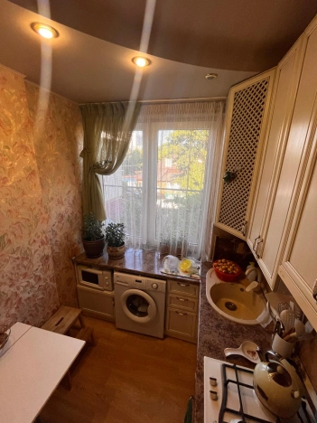 Купить двухкомнатную квартиру на улице имени Калинина в Краснодаре. Вариант № 8725, 8, площадь -  квм, цена 3400000 рублей