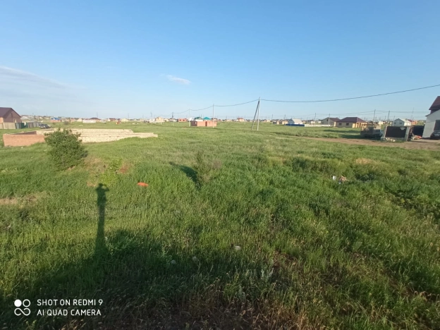 Купить земельный участок на улице Заречная в Республике Калмыкия. Вариант № 7946, 6, площадь -  квм, цена 600000 рублей