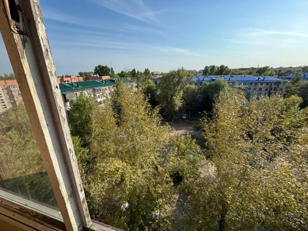 Купить двухкомнатную квартиру в Омске. Вариант № 2535452, 14, площадь -  квм, цена 4250000 рублей