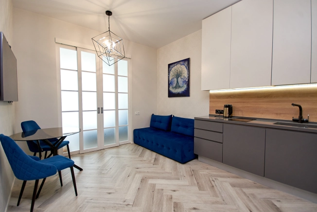 Купить трехкомнатную квартиру на улице Жилмассив в Новосибирской области. Вариант № 8926776, 7, площадь -  квм, цена 16500000 рублей