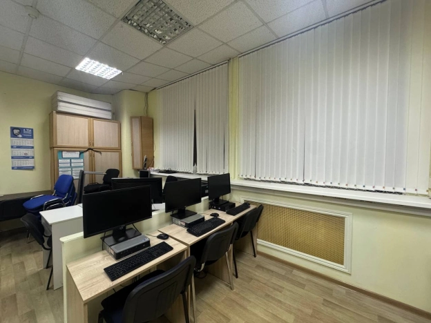 Купить офисы в Санкт-Петербурге. Вариант № 10105578, 12, площадь -  квм, цена 70000000 рублей