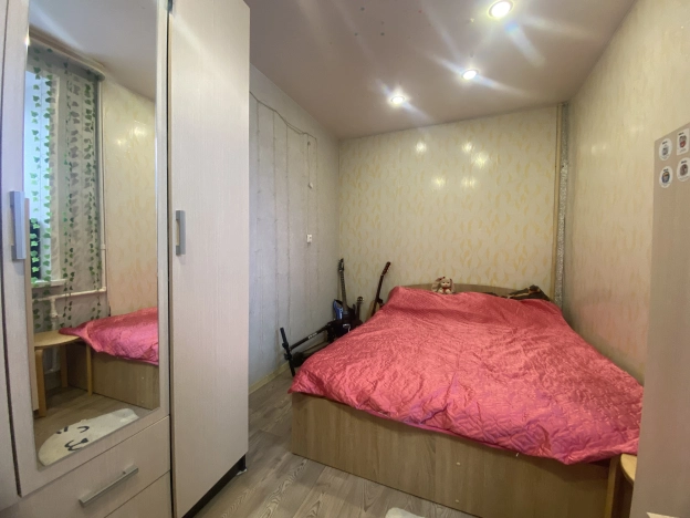 Купить трехкомнатную квартиру на улице Совхозная в Владимирской области. Вариант № 10121266, 9, площадь -  квм, цена 4000000 рублей