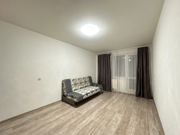 Купить квартиру у метро Зенит в Санкт-Петербурге. Вариант № 10126365, 3, площадь - квм, цена 7300000 рублей