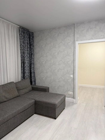 Купить трехкомнатную квартиру на улице Ленинский проспект в Москве. Вариант № 9439267, 20, площадь -  квм, цена 17500000 рублей