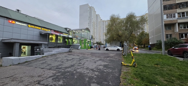 Купить коммерческую недвижимость в Москве. Вариант № 6763959, 26, площадь -  квм, цена 100000000 рублей