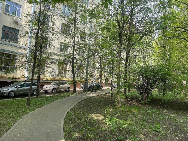 Купить квартиру в Москве. Вариант № 8431944, 16, площадь -  квм, цена 10700000 рублей