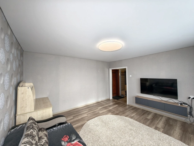 Купить двухкомнатную квартиру в Абакане. Вариант № 8665953, 5, площадь - квм, цена 5200000 рублей