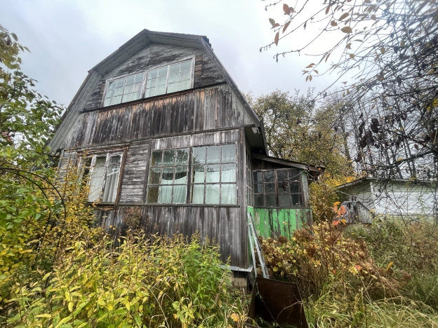 Купить земельный участок в Москве. Вариант № 9174731, 6, площадь -  квм, цена 11350000 рублей