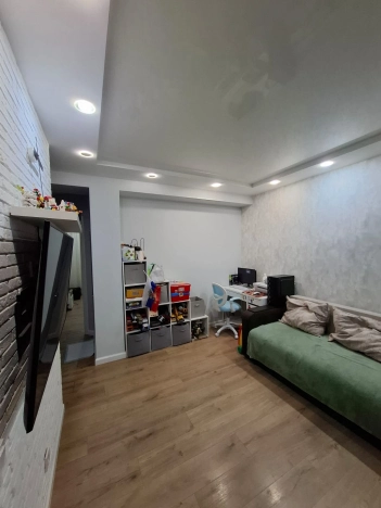 Купить трехкомнатную квартиру на улице Университетский проспект в Волгограде. Вариант № 8141690, 9, площадь -  квм, цена 6650000 рублей