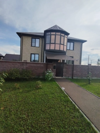 Купить дом на улице Матросова в Республике Башкортостан. Вариант № 3779414, 2, площадь -  квм, цена 23700000 рублей