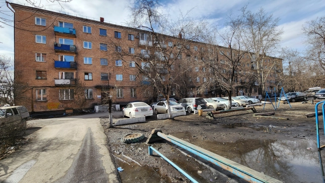 Купить трехкомнатную квартиру в Кызыле. Вариант № 6579, 3, площадь - квм, цена 7500000 рублей