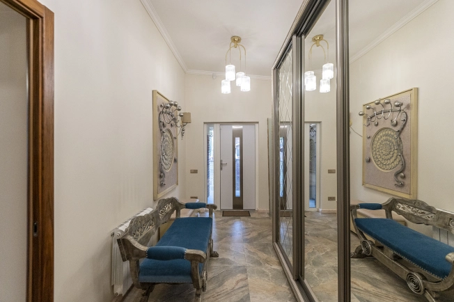 Купить дом в Москве. Вариант № 13726, 26, площадь - квм, цена 31000000 рублей