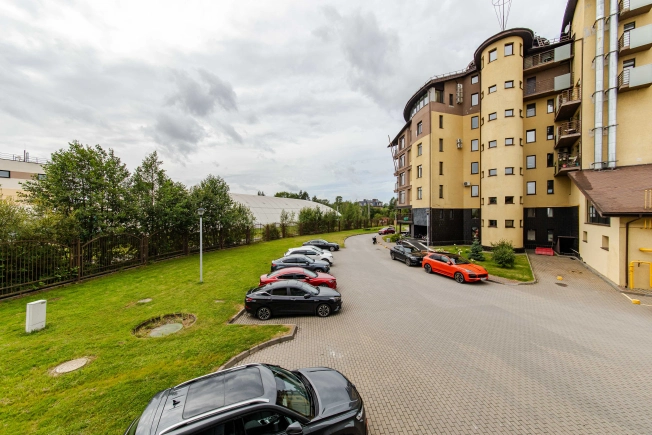 Купить квартиру на вторичке у метро Беговая в Санкт-Петербурге. Вариант № 956858, 26, площадь -  квм, цена 16300000 рублей